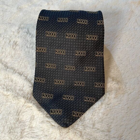 Robert Talbott for Nordstrom Tie Men's 100% Silk Hand Sewn 2000 Pattern 56x4 - Picture 1 of 7